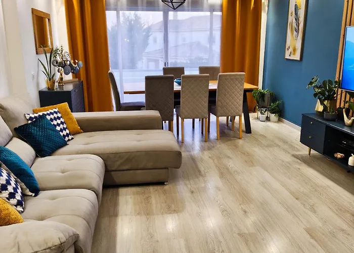 Casa 4 Quartos Espaçosa, Vista Mar A 500mts Da *
