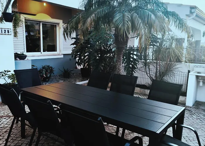 Casa de Férias Casa 4 Quartos Espaçosa, Vista Mar A 500mts Da *
