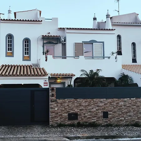 בית נופש Casa Familiar Vista Mar - 4 Quartos - Bbq E Terraco *