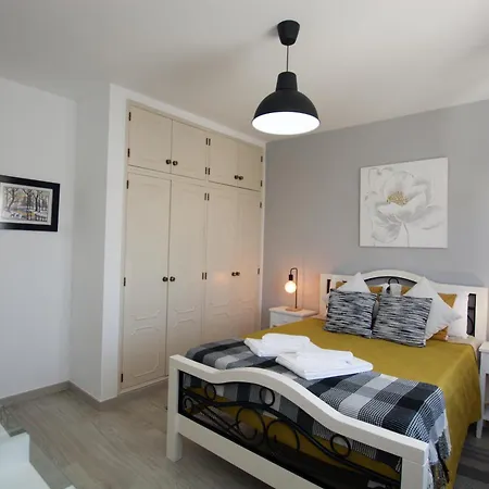 Casa Familiar Vista Mar - 4 Quartos - Bbq E Terraco בית נופש גיאה