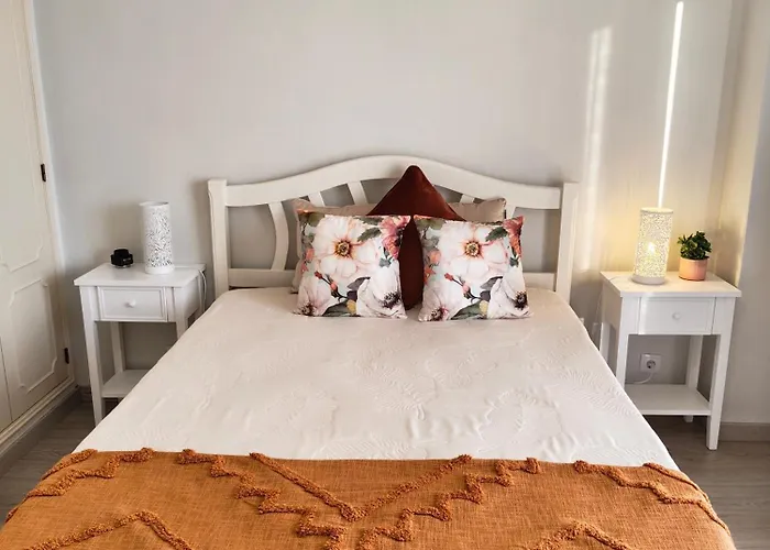 Casa 4 Quartos Espaçosa, Vista Mar A 500mts Da Hébergement de vacances *