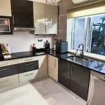 Casa 4 Quartos Espacosa, Vista Mar A 500mts Da Casa vacanze *