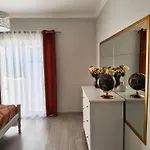 Casa 4 Quartos Espacosa, Vista Mar A 500mts Da