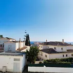 Casa 4 Quartos Espacosa, Vista Mar A 500mts Da Casa vacanze *