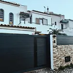 Casa vacanze Casa 4 Quartos Espacosa, Vista Mar A 500mts Da